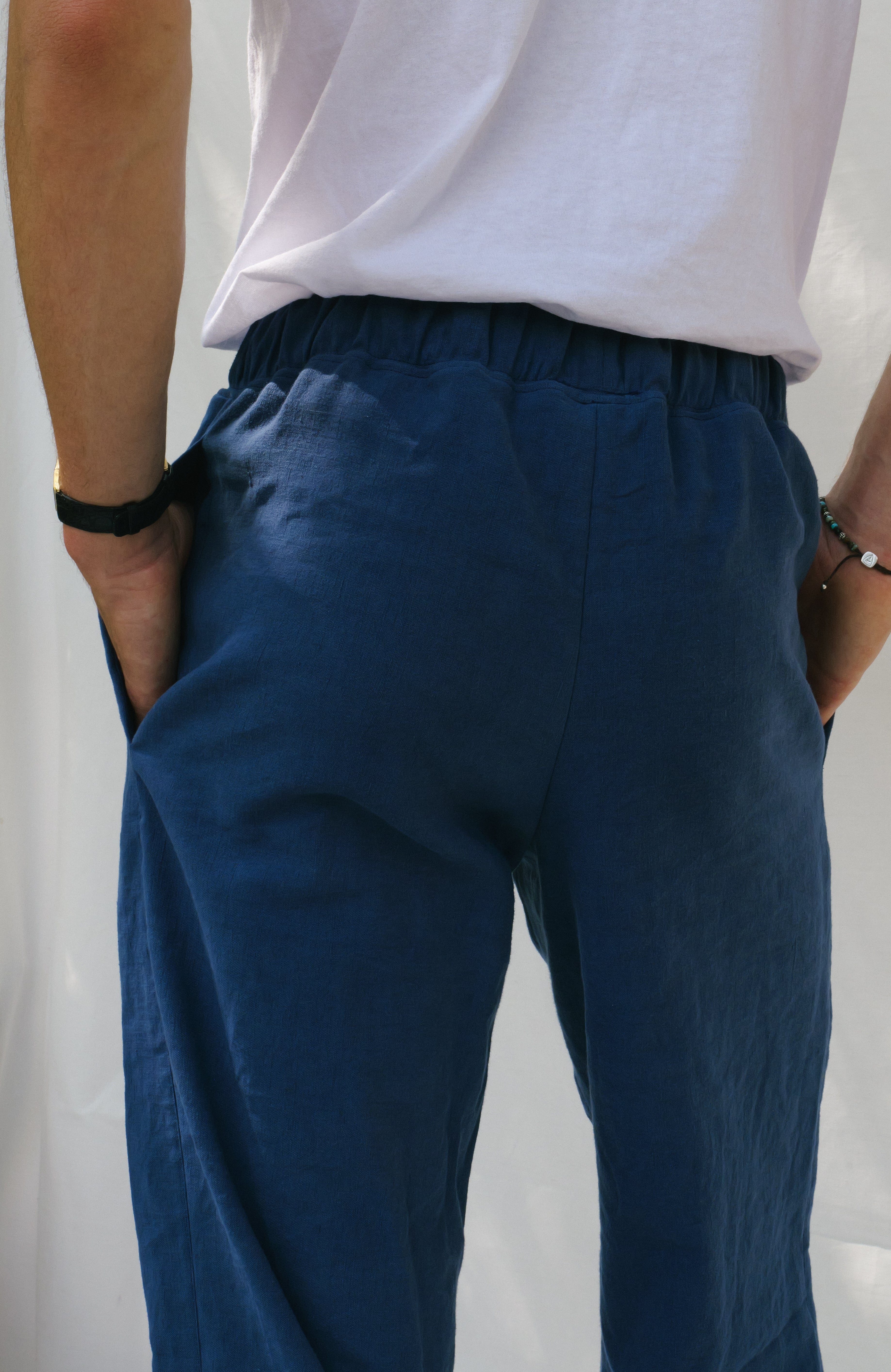 Le Pantalon à Voile Bleu