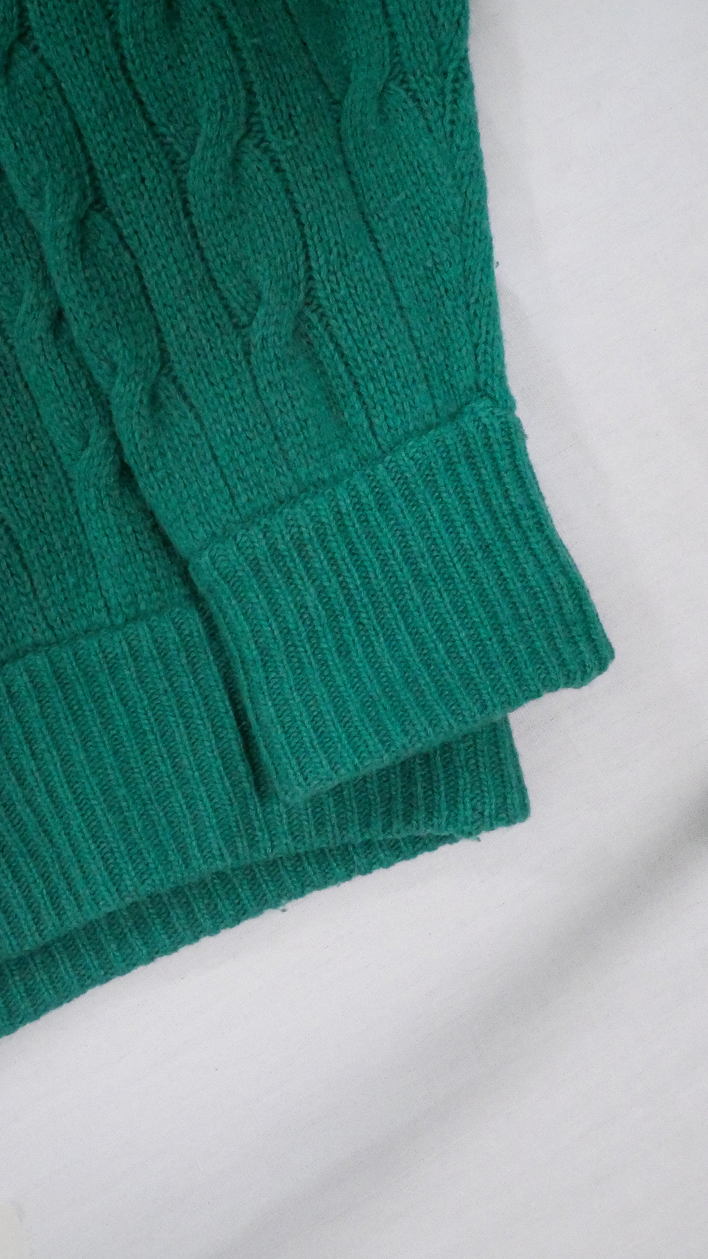 Pull Torsadé Façonnable